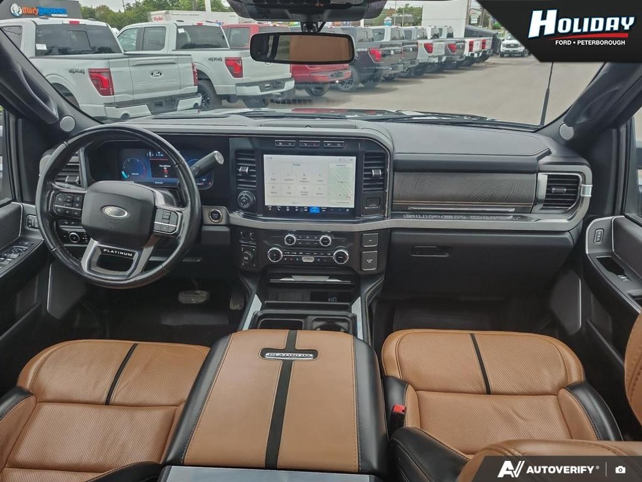 2023 Ford F-250 Super Duty SRW Platinum Photo
