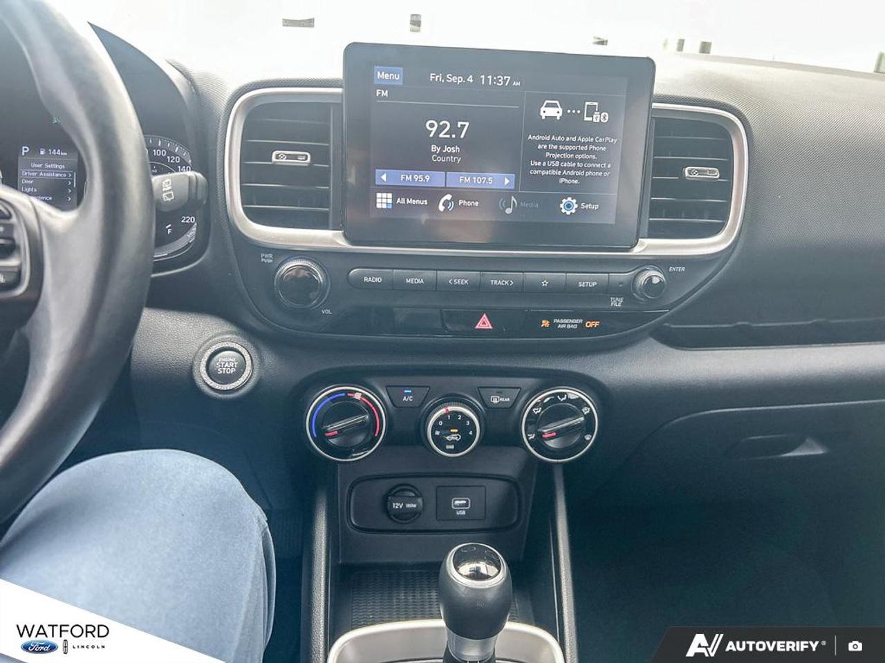 2020 Hyundai Venue Essential IVT Photo