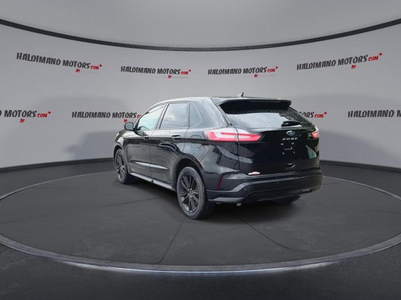 2022 Ford Edge ST Line AWD | No Accidents | Pano. Sunroof | Heated Steering Photo