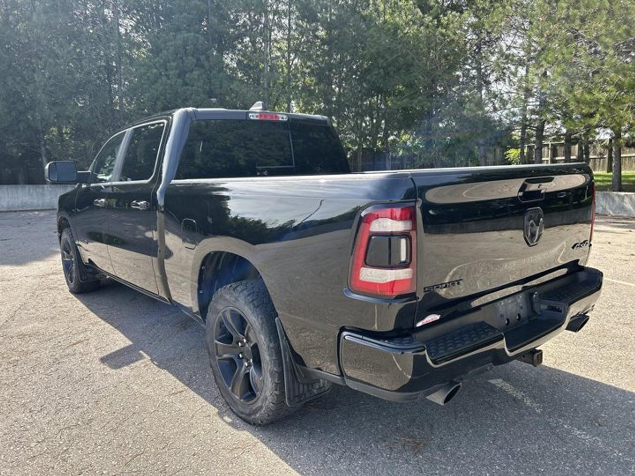 2022 RAM 1500 Sport Crew Cab 6'4 Box 4x4 | One Owner | No Accidents Photo