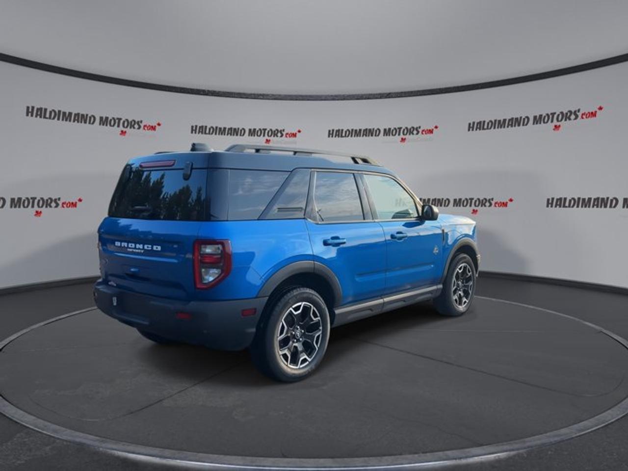 2025 Ford Bronco Sport Outer Banks 4x4 | No Accidents Photo
