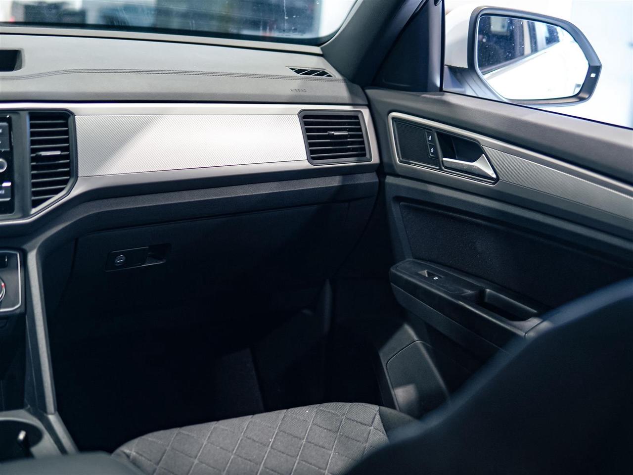 2020 Volkswagen Atlas Cross Sport TRENDLINE AWD | NO ACCIDENTS  | 1 OWNR VW SERVICED Photo
