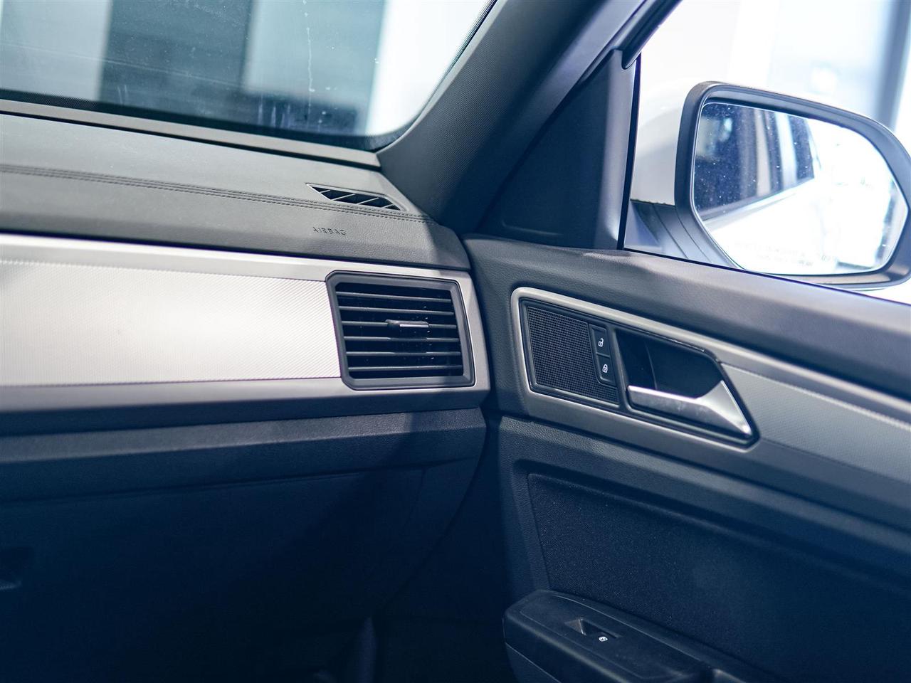 2020 Volkswagen Atlas Cross Sport TRENDLINE AWD | NO ACCIDENTS  | 1 OWNR VW SERVICED Photo
