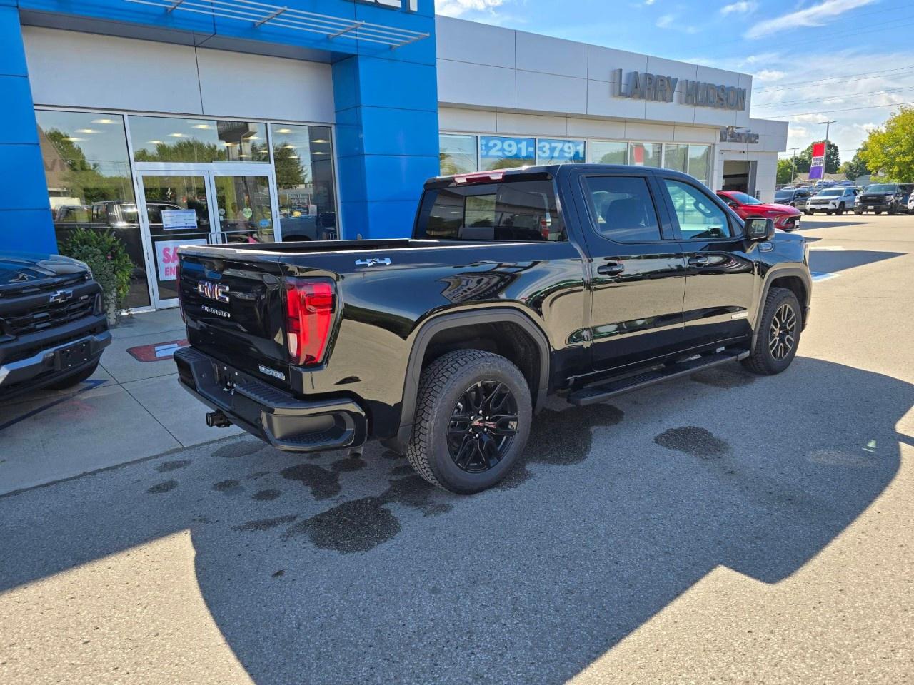 2026 GMC Sierra 1500 Crew Cab Short Box 4-Wheel Drive Elevation Photo