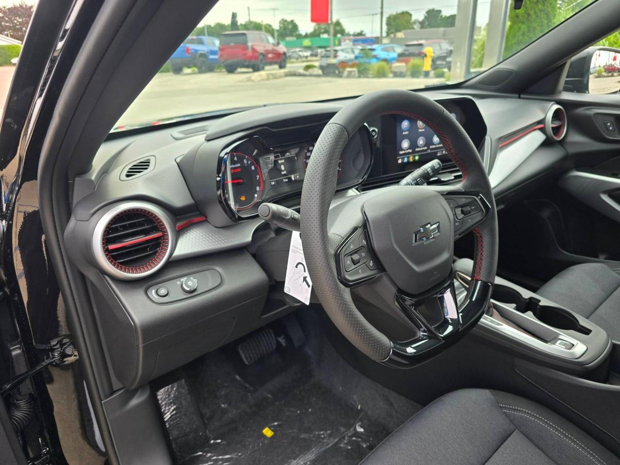 2026 Chevrolet Trax FWD 4dr 1RS Photo