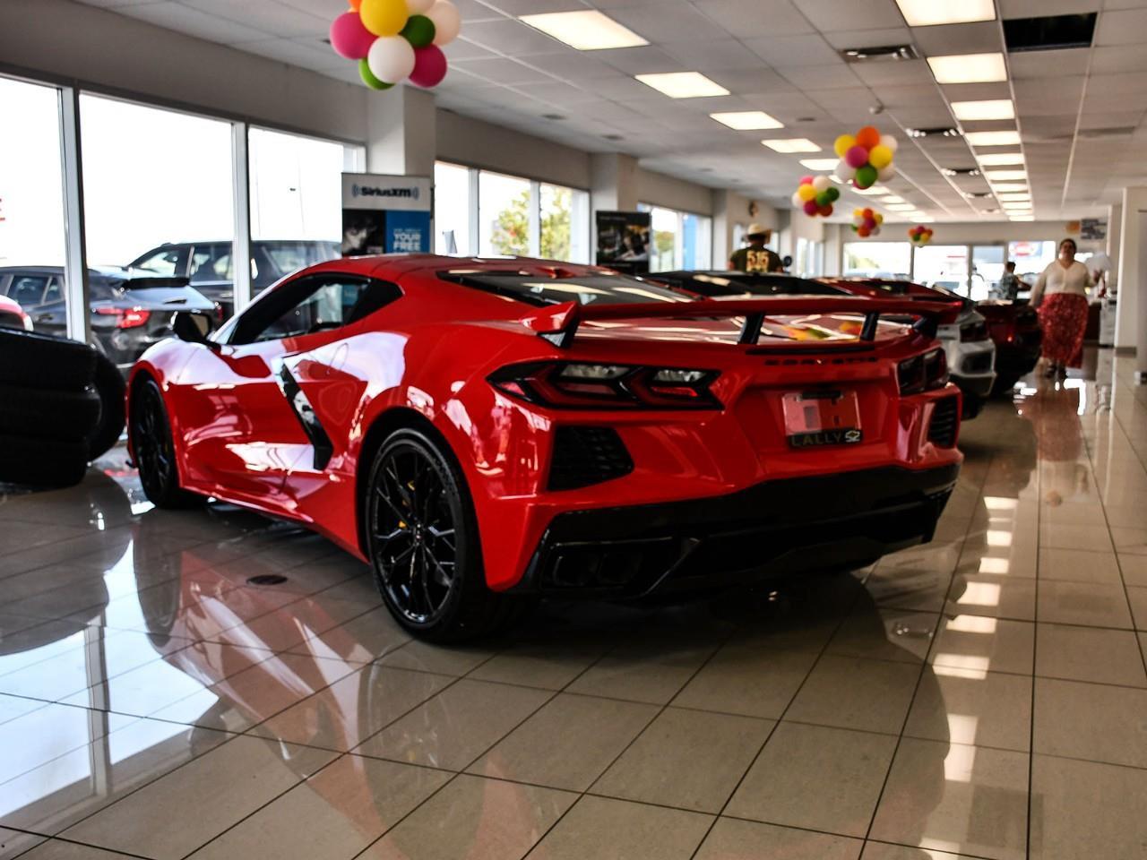 2027 Chevrolet Corvette Stingray Photo