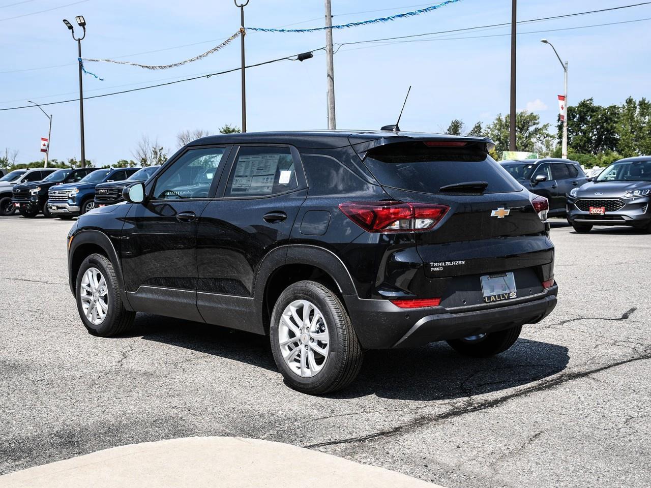 2026 Chevrolet TrailBlazer LS Photo3