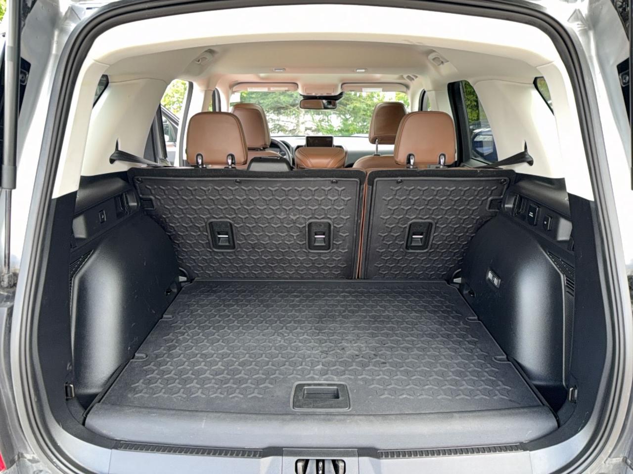 2021 Ford Bronco Sport BADLANDS-4X4-SUNROOF-2 TONE HEATED LEATHER-B/O SOUND-HITCH PKG-DRIVE ASSIST-WIRELESS CHARGE Photo