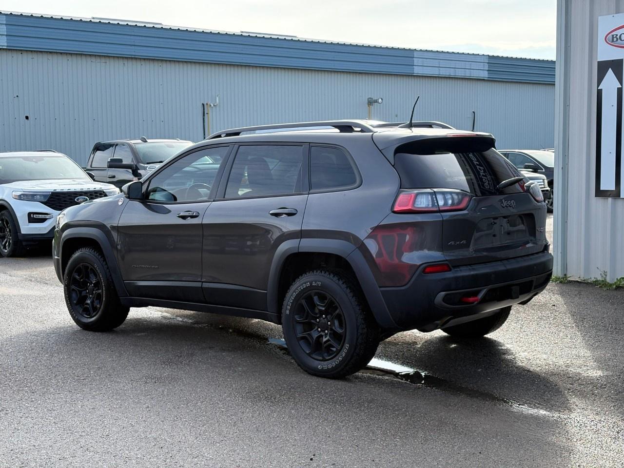 2019 Jeep Cherokee Trailhawk 4X4 Photo