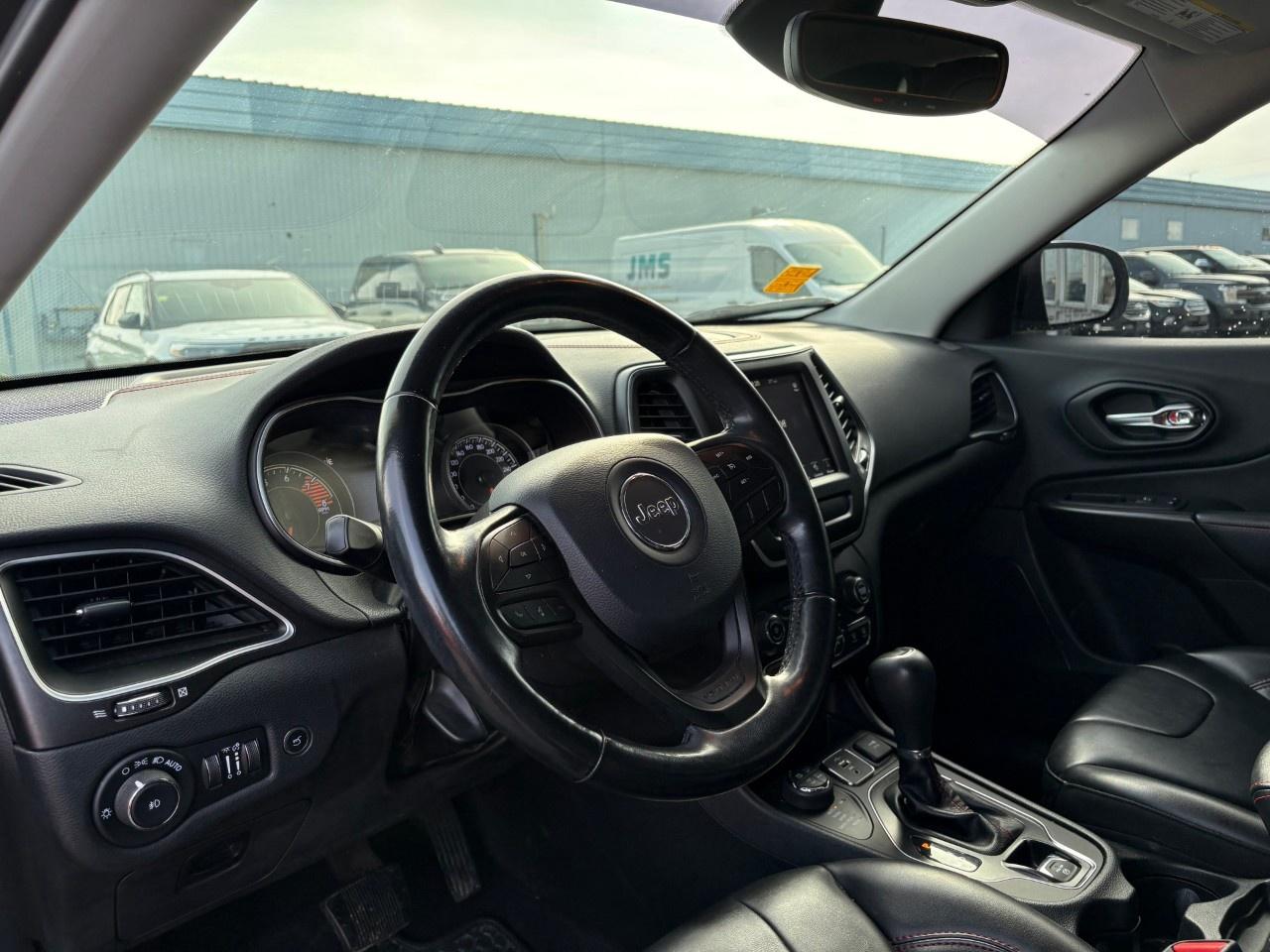 2019 Jeep Cherokee Trailhawk 4X4 Photo
