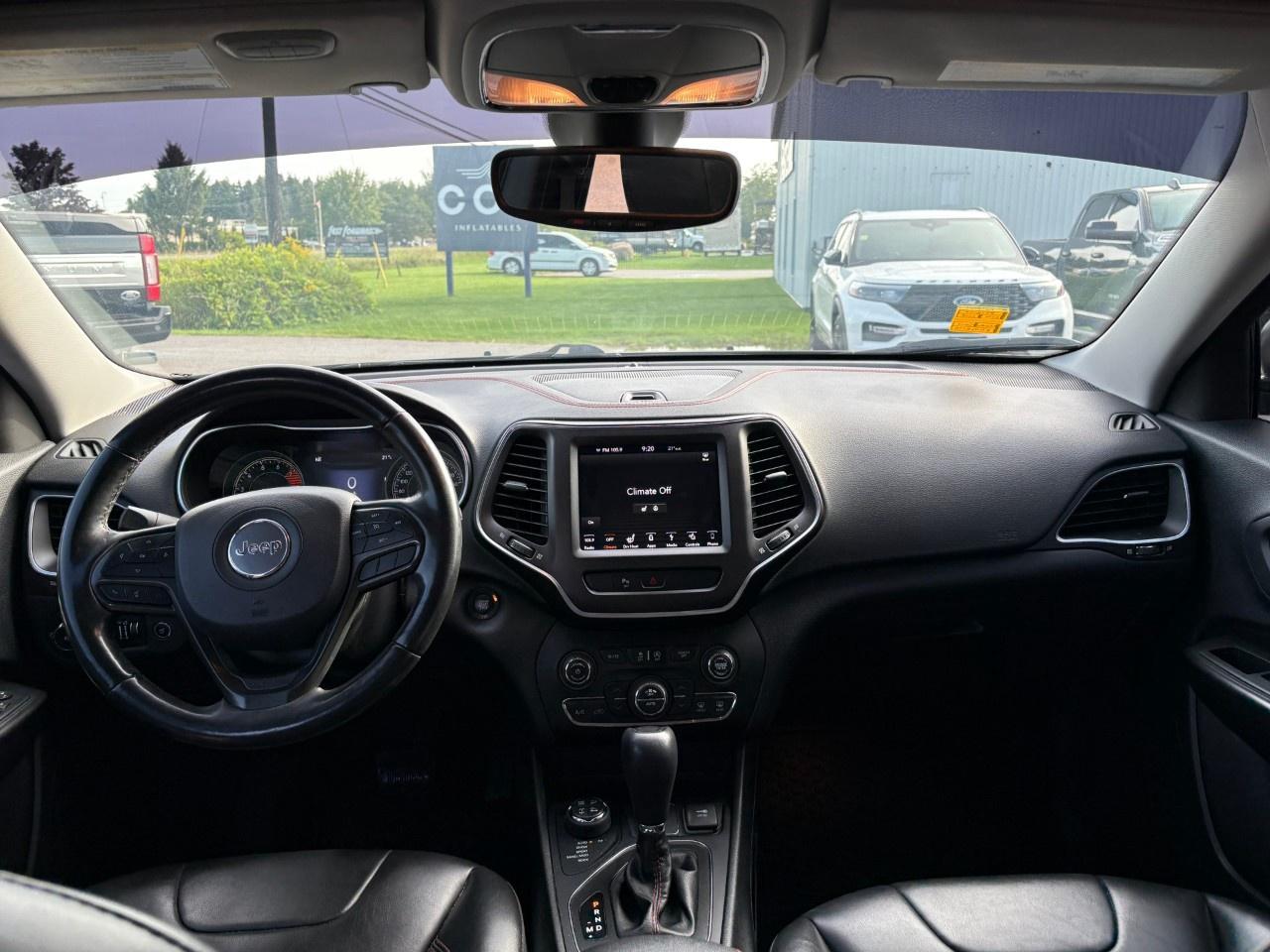 2019 Jeep Cherokee Trailhawk 4X4 Photo