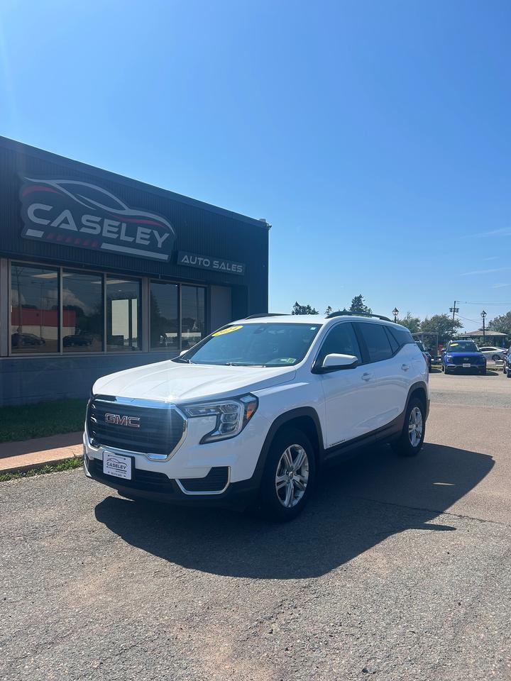 2024 GMC Terrain SLE - Photo #1