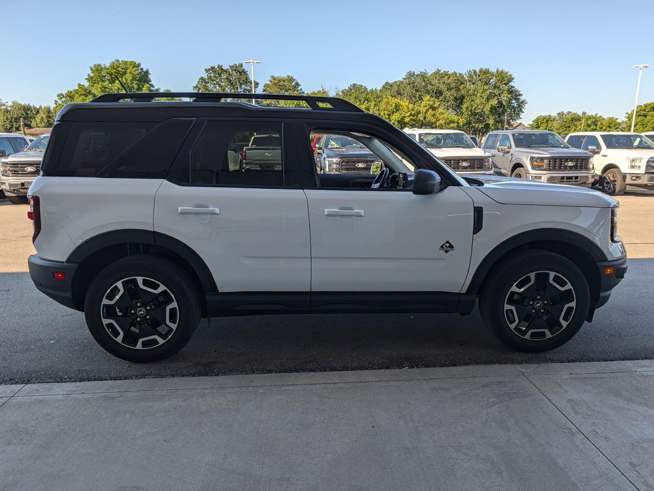 2022 Ford Bronco Sport Outer Banks 4x4 Photo