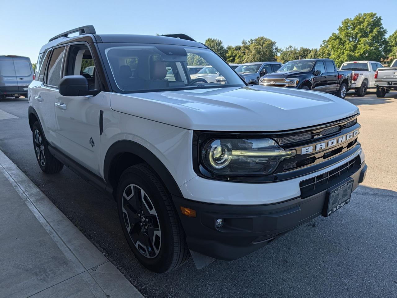 2022 Ford Bronco Sport Outer Banks 4x4 Photo2