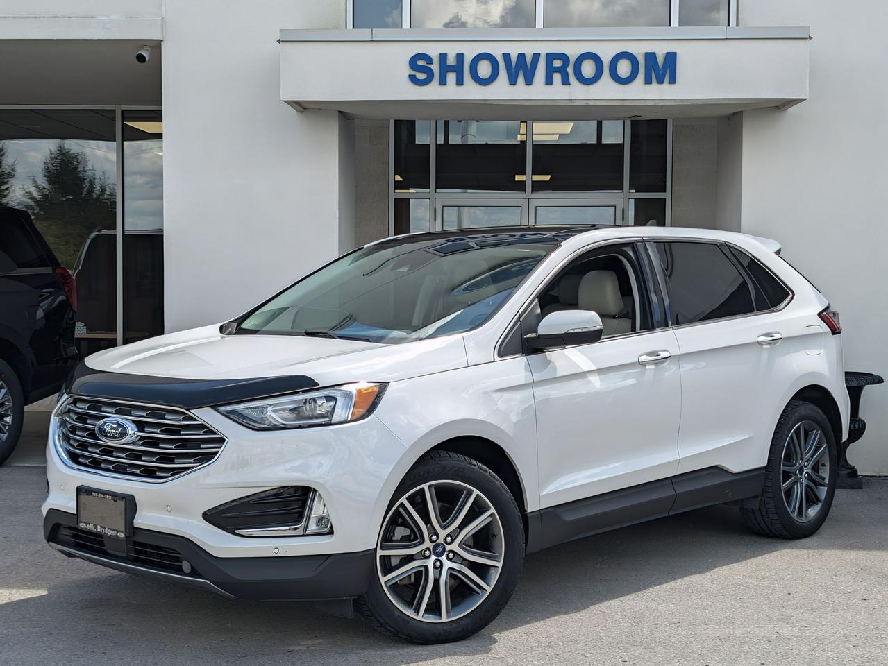 Used 2022 Ford Edge Titanium AWD for sale in Mount Brydges, ON