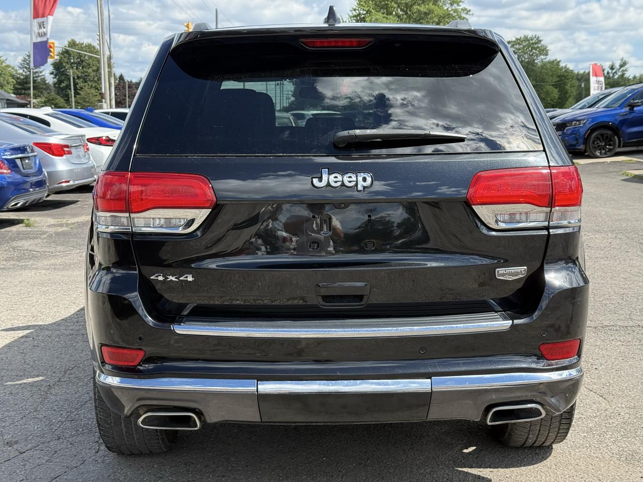 2015 Jeep Grand Cherokee 4WD 4dr Summit Photo