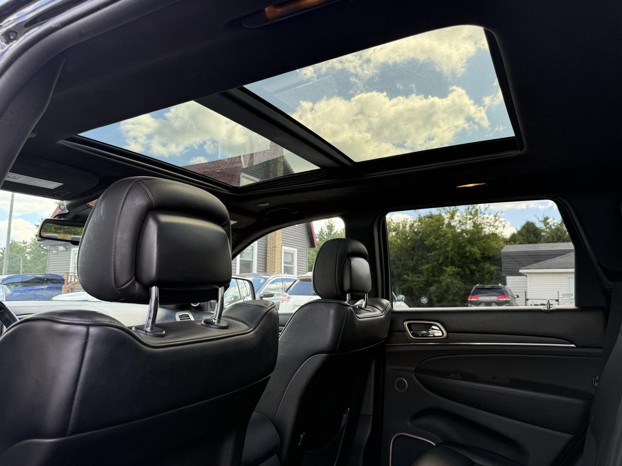 2015 Jeep Grand Cherokee 4WD 4dr Summit Photo