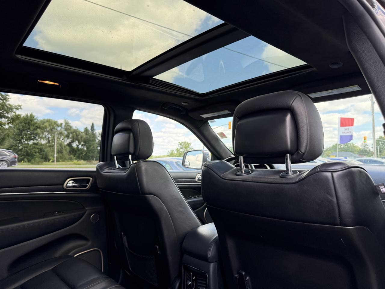2015 Jeep Grand Cherokee 4WD 4dr Summit Photo