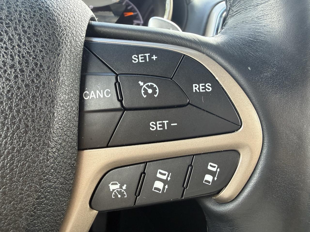 2015 Jeep Grand Cherokee 4WD 4dr Summit Photo