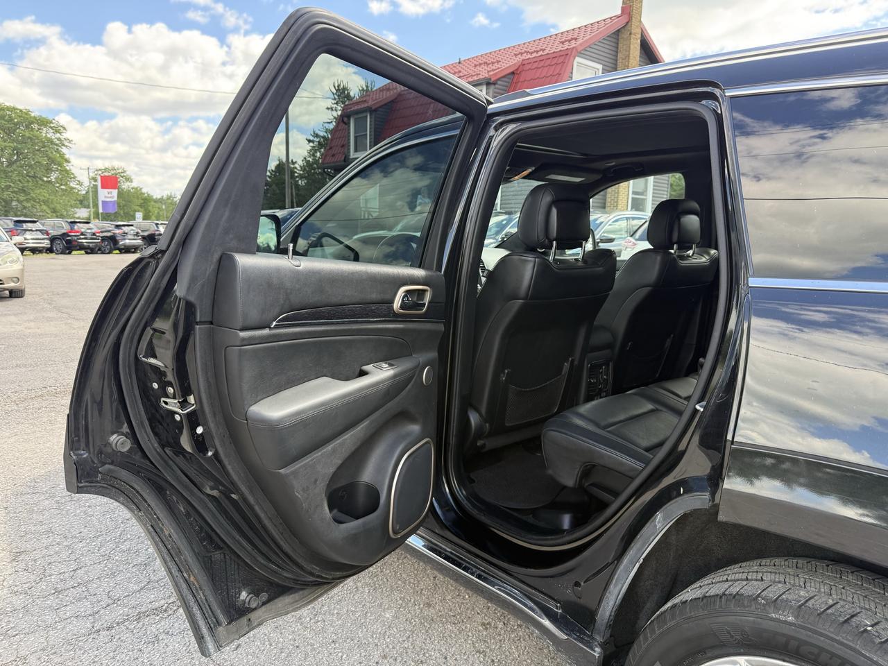 2015 Jeep Grand Cherokee 4WD 4dr Summit Photo