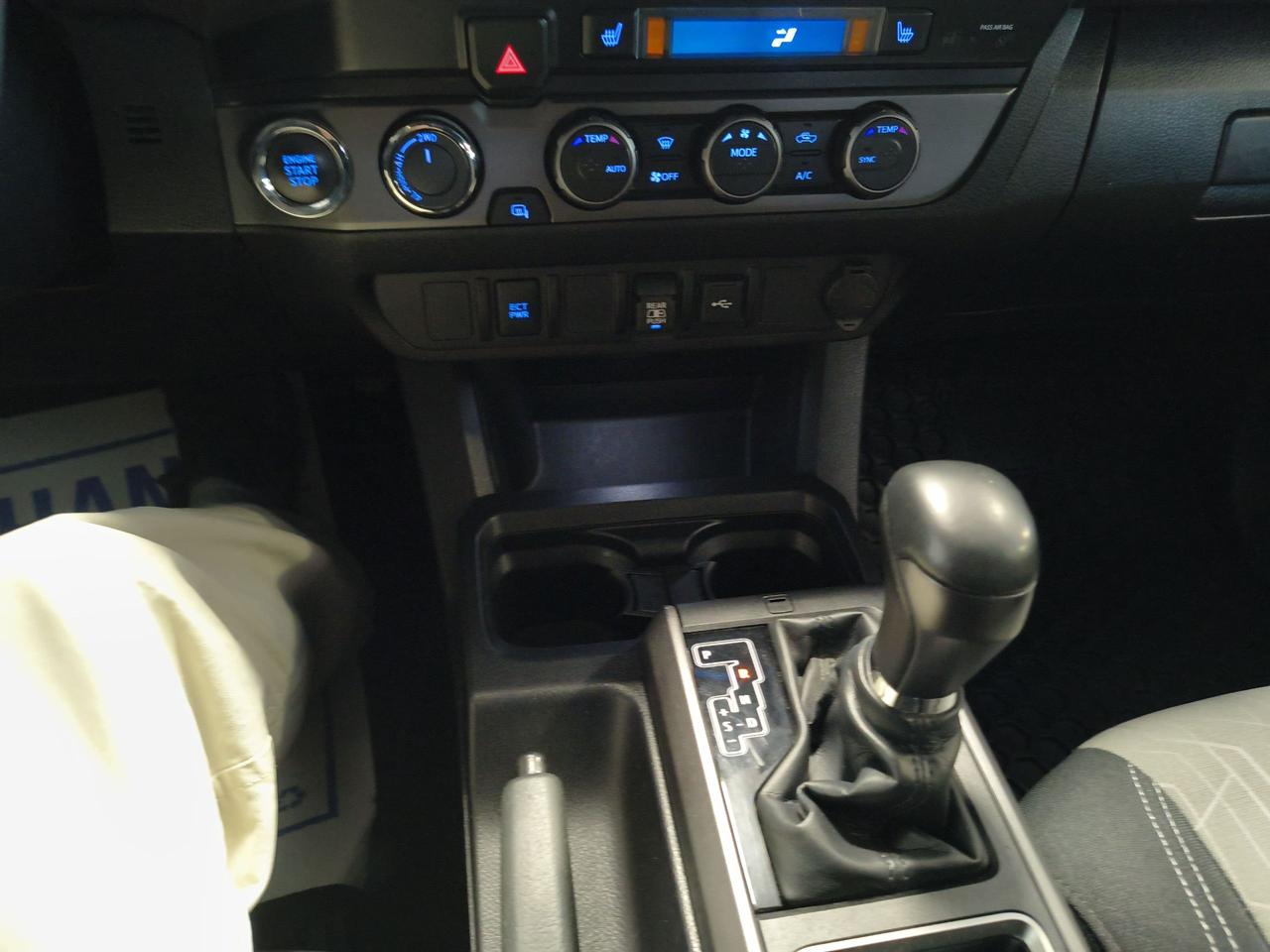2023 Toyota Tacoma TRD Sport Photo0