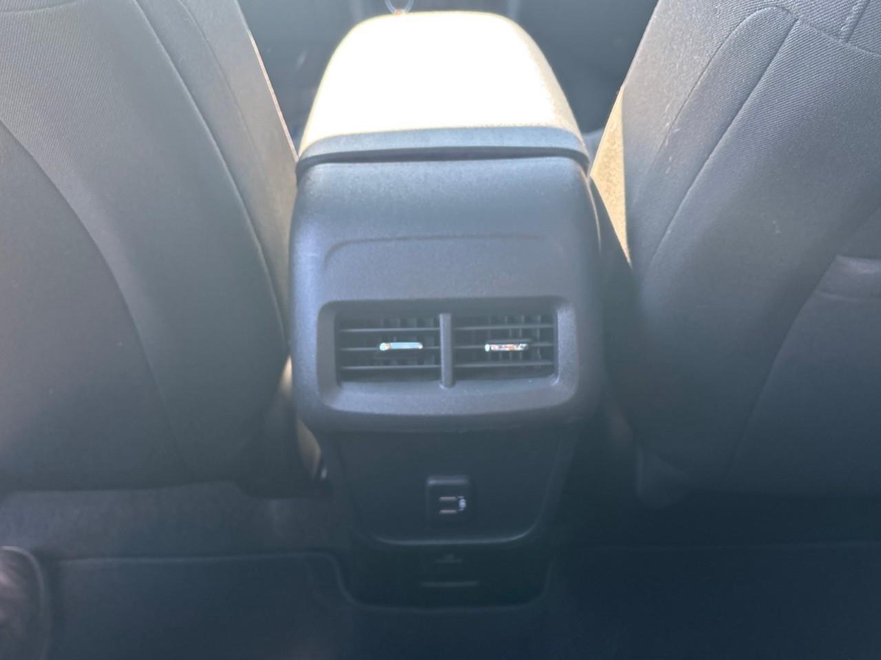 2022 Chevrolet Equinox LT Used 2022 5 Passenger AWD SUV with a Panoramic Sunroof, Adaptive Cruise Control, Power Liftgate, Heated Front Seats, Heated Steering Wheel and a 8 Diagonal Touchscreen Radio with Navigation, Apple Car Photo