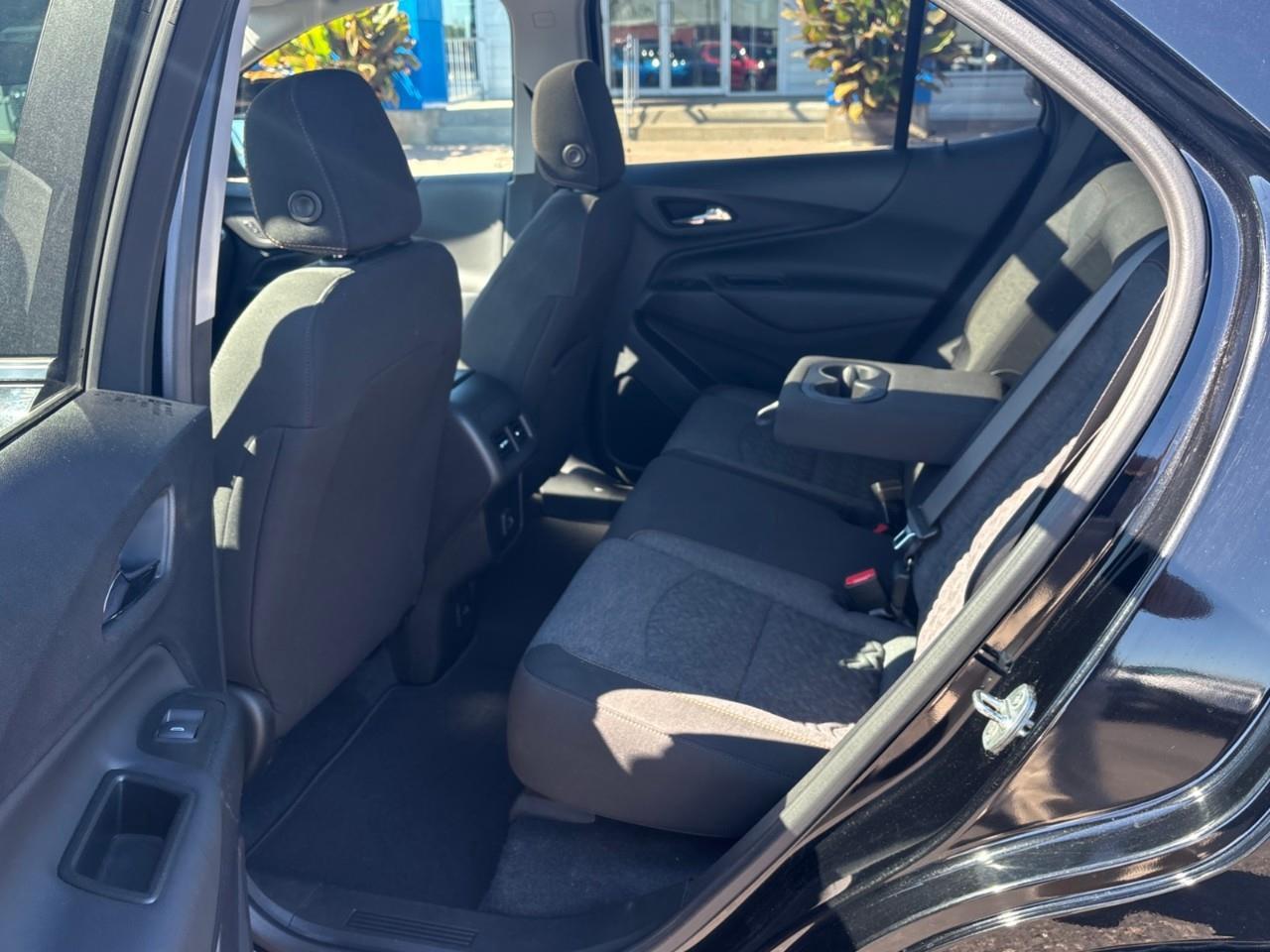 2022 Chevrolet Equinox LT Used 2022 5 Passenger AWD SUV with a Panoramic Sunroof, Adaptive Cruise Control, Power Liftgate, Heated Front Seats, Heated Steering Wheel and a 8 Diagonal Touchscreen Radio with Navigation, Apple Car Photo