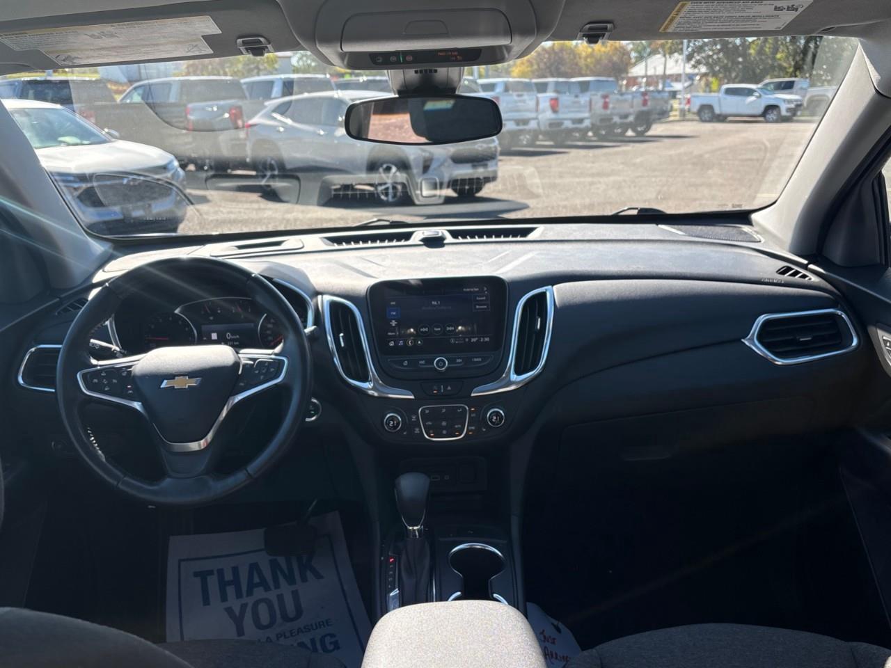 2022 Chevrolet Equinox LT Used 2022 5 Passenger AWD SUV with a Panoramic Sunroof, Adaptive Cruise Control, Power Liftgate, Heated Front Seats, Heated Steering Wheel and a 8 Diagonal Touchscreen Radio with Navigation, Apple Car Photo