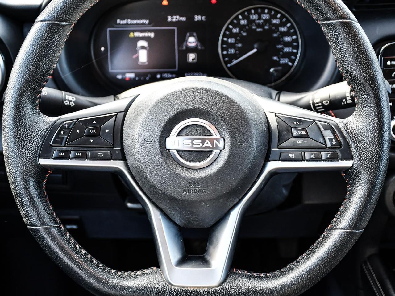 2022 Nissan Kicks SR Photo