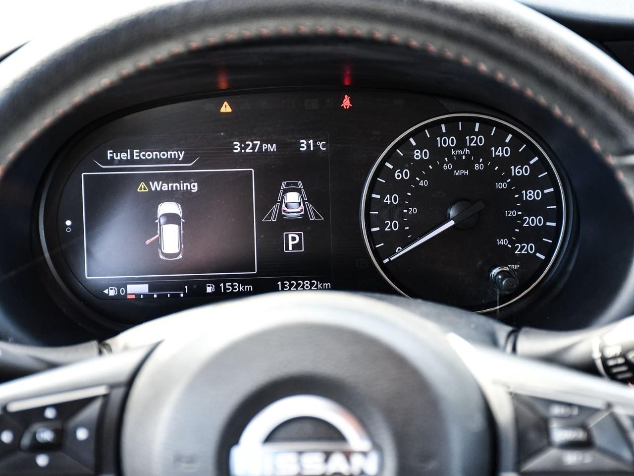 2022 Nissan Kicks SR Photo