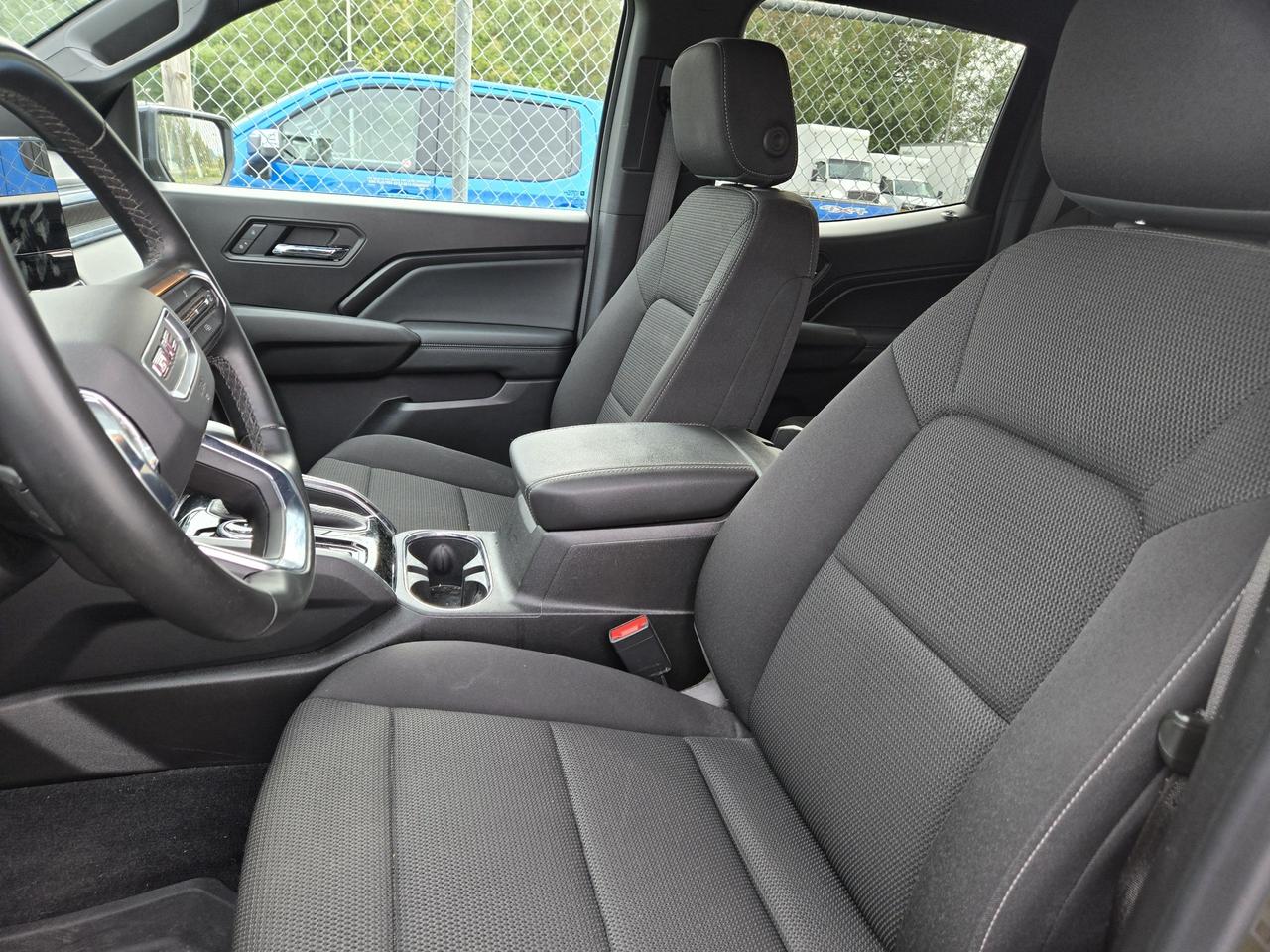 2025 GMC Canyon Elevation Photo