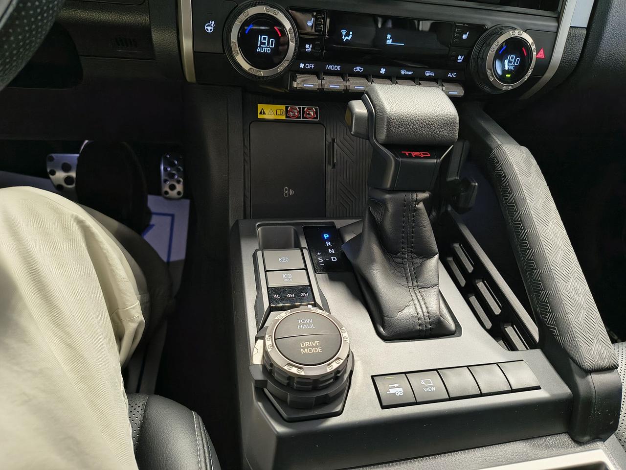 2024 Toyota Tacoma TRD Sport Photo0