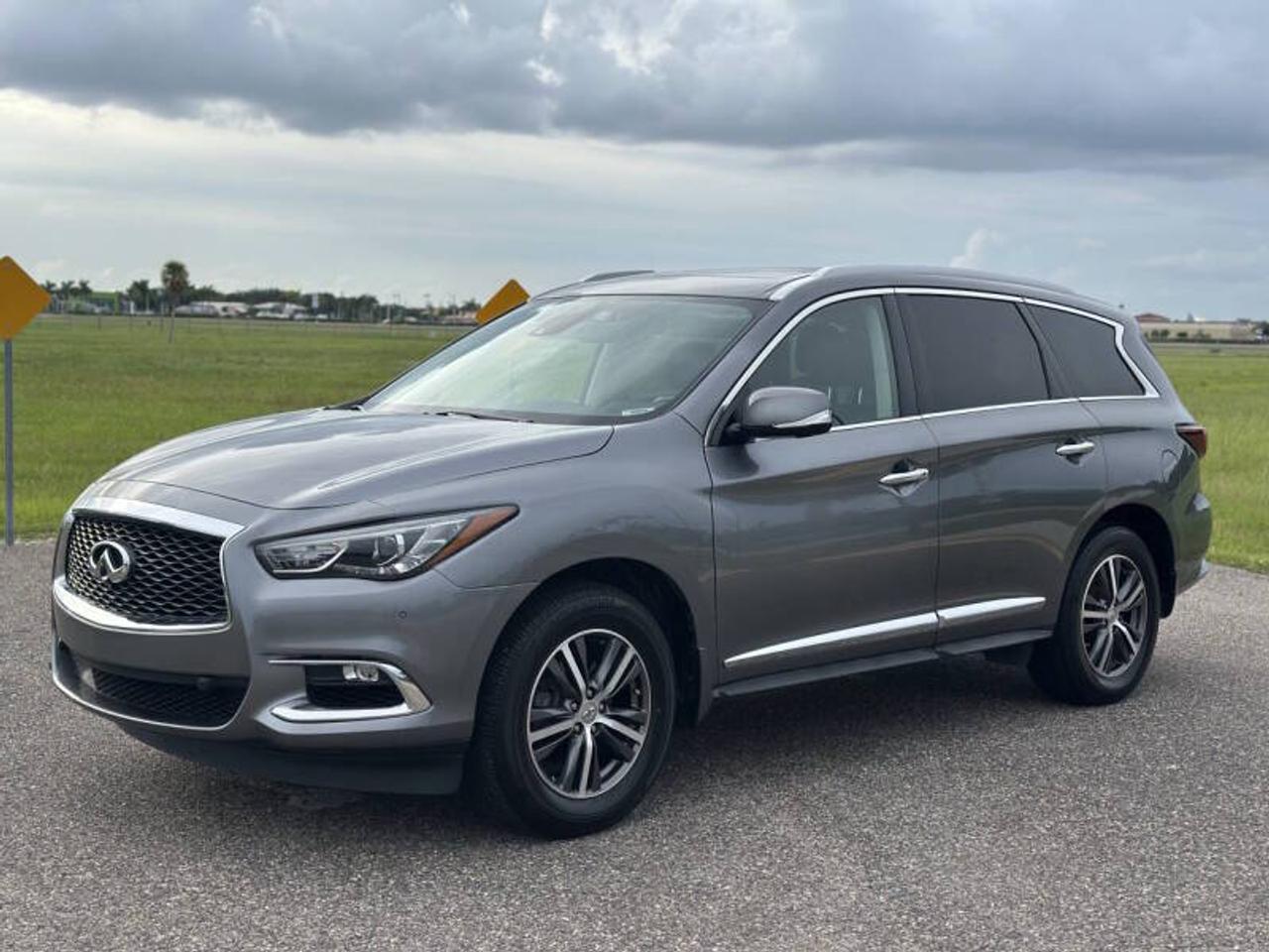 Used 2019 Infiniti QX60 PURE for sale in Ottawa, ON