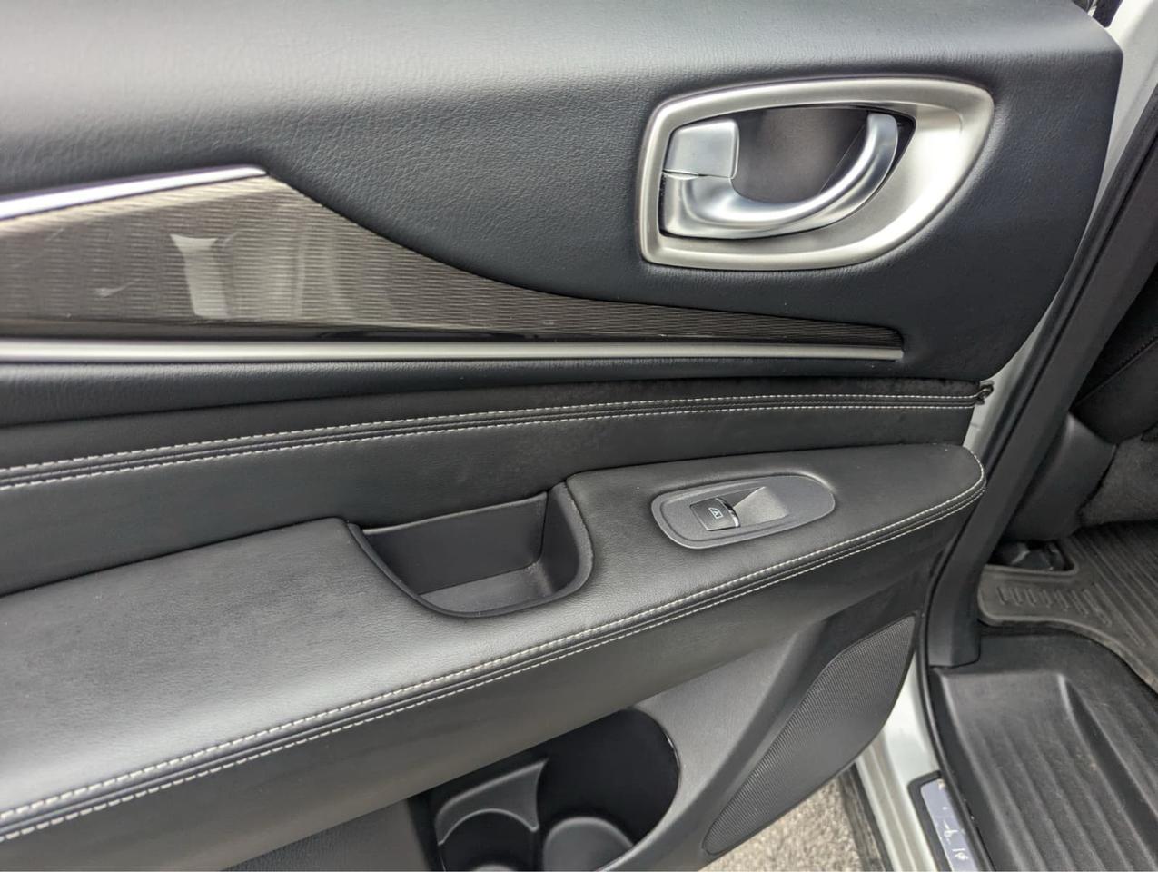 2019 Infiniti QX60 PURE Photo