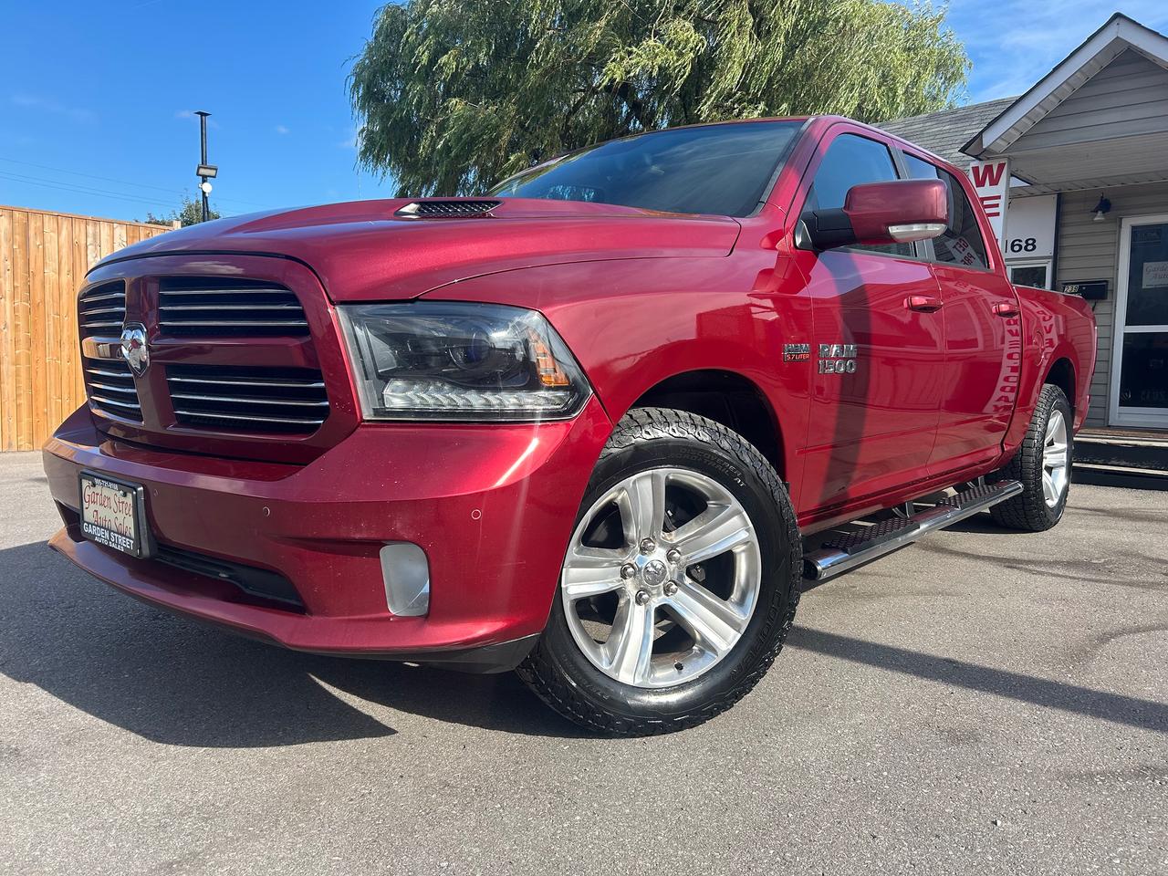 2015 RAM 1500 SPORT