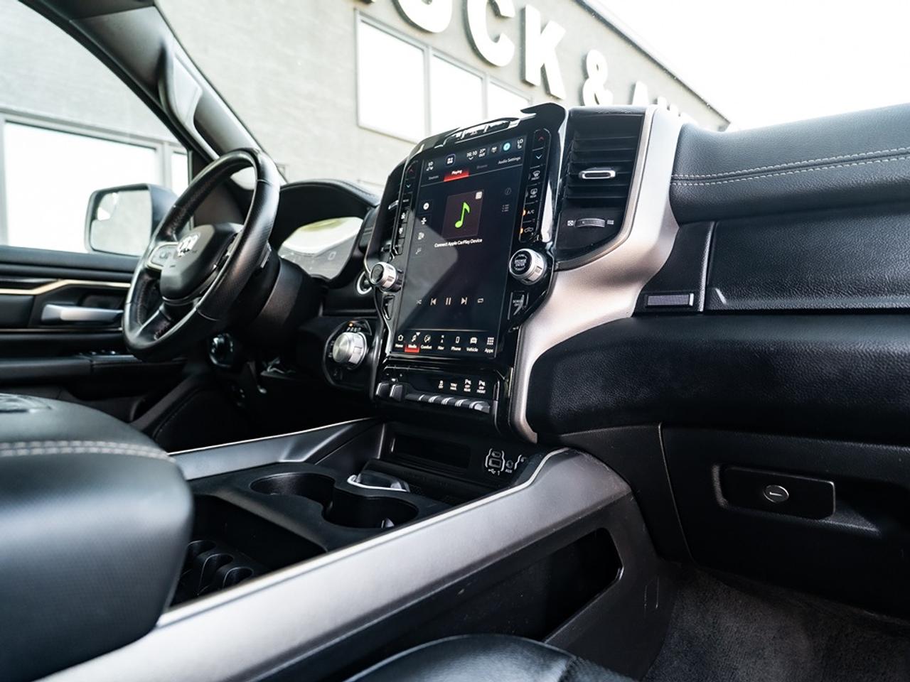 2023 RAM 1500 SPORT 4x4 CREW CAB Photo43
