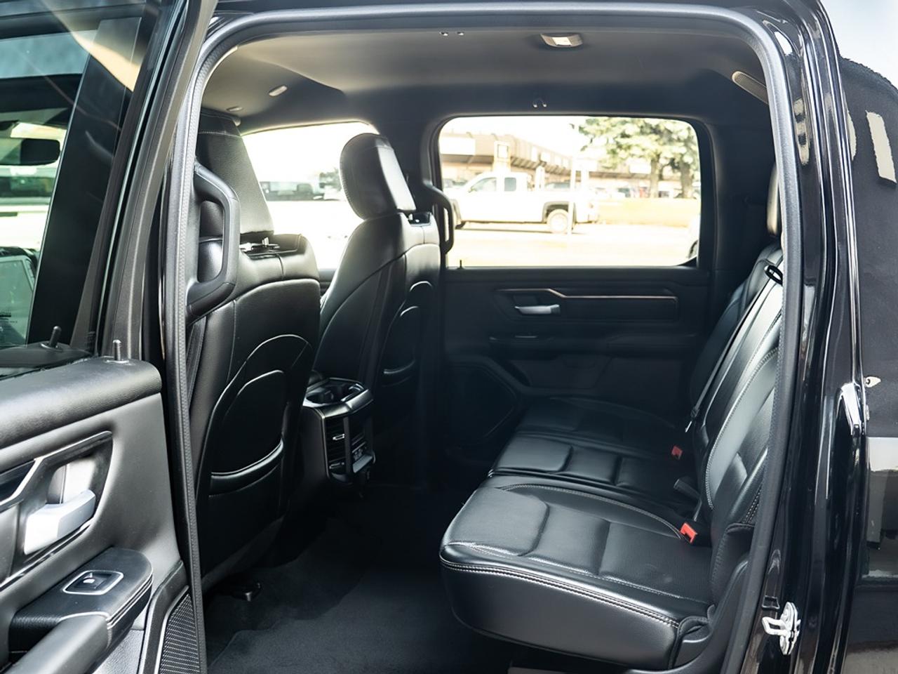 2023 RAM 1500 SPORT 4x4 CREW CAB Photo39