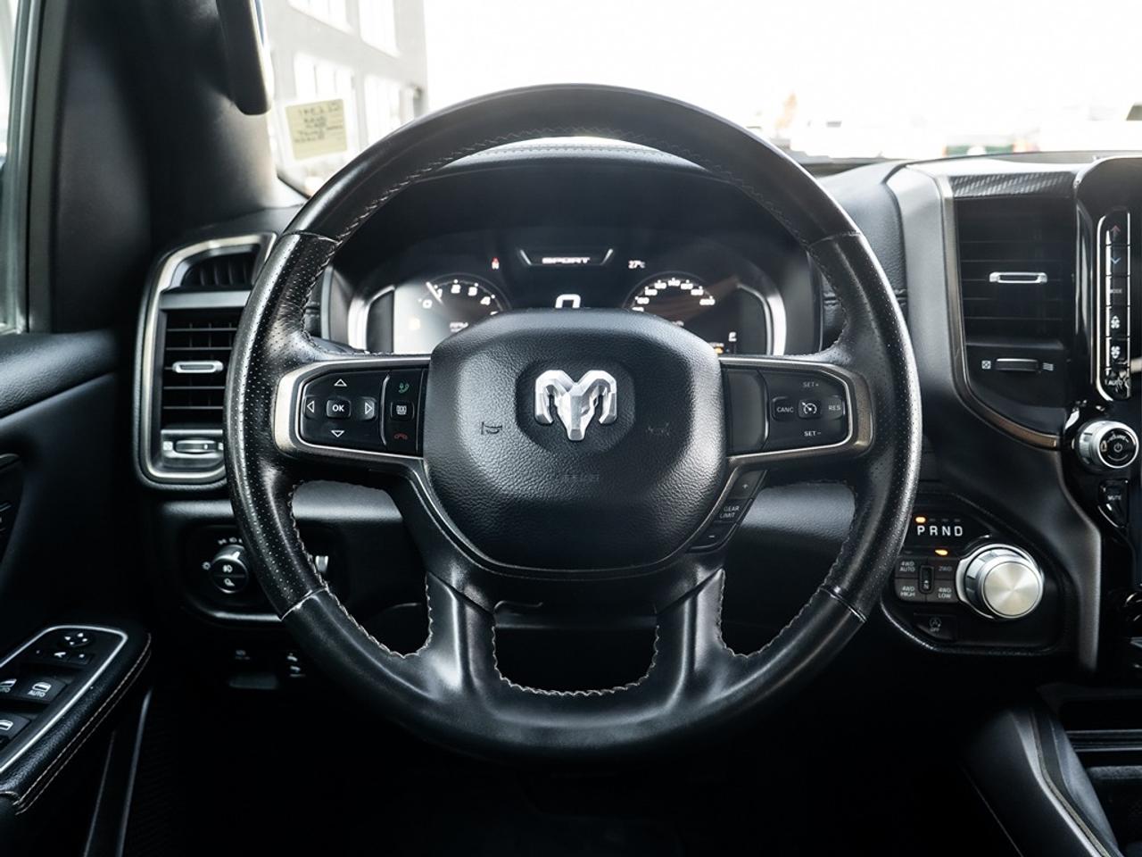 2023 RAM 1500 SPORT 4x4 CREW CAB Photo10