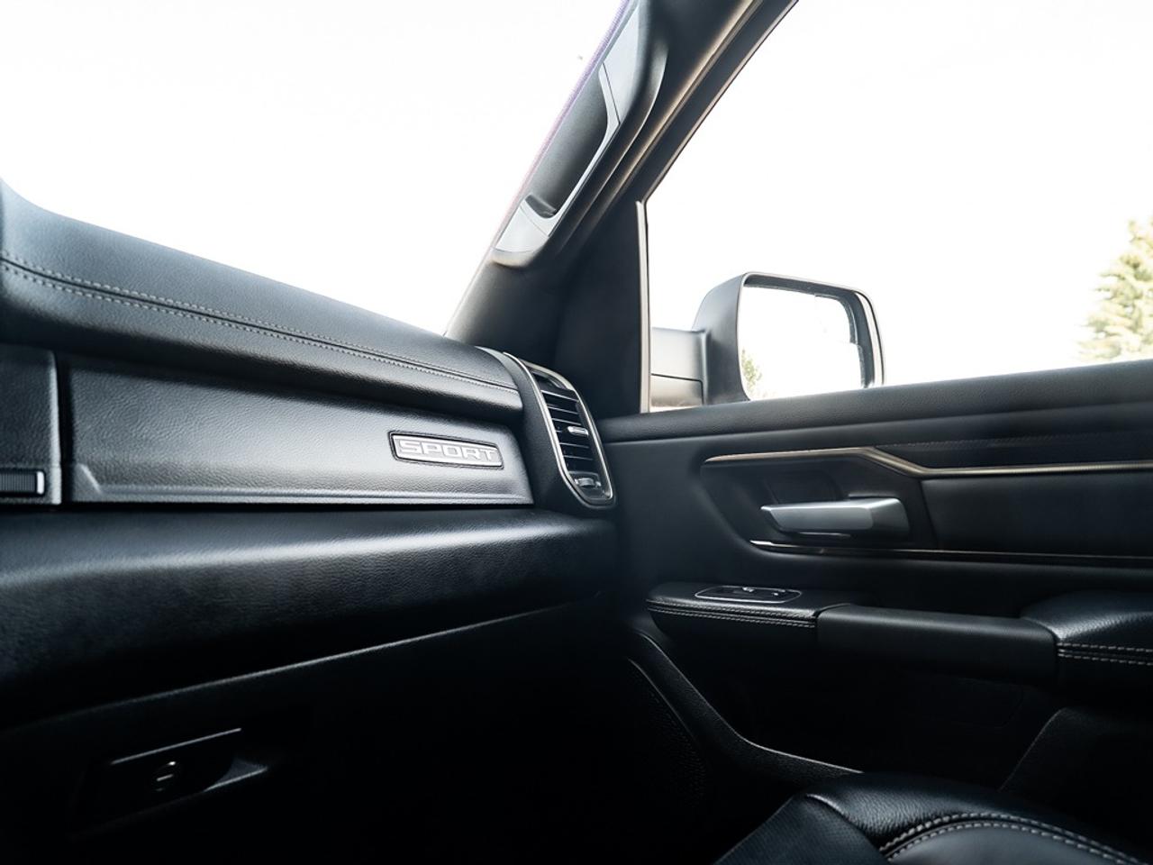 2023 RAM 1500 SPORT 4x4 CREW CAB Photo36
