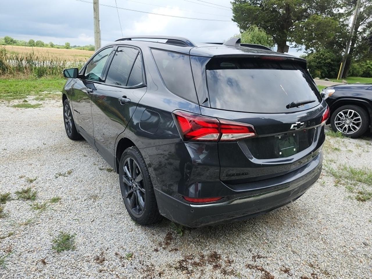 2022 Chevrolet Equinox RS, LOW KM'S, BOSE STEREO, 360 CAMERA & MORE!! Photo