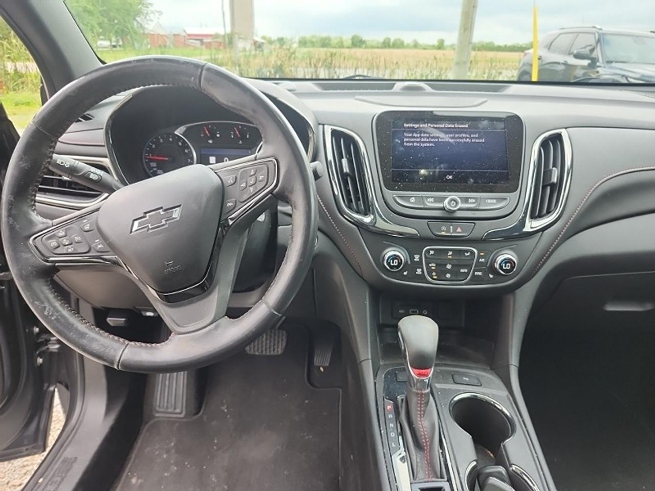 2022 Chevrolet Equinox RS, LOW KM'S, BOSE STEREO, 360 CAMERA & MORE!! - Photo #15