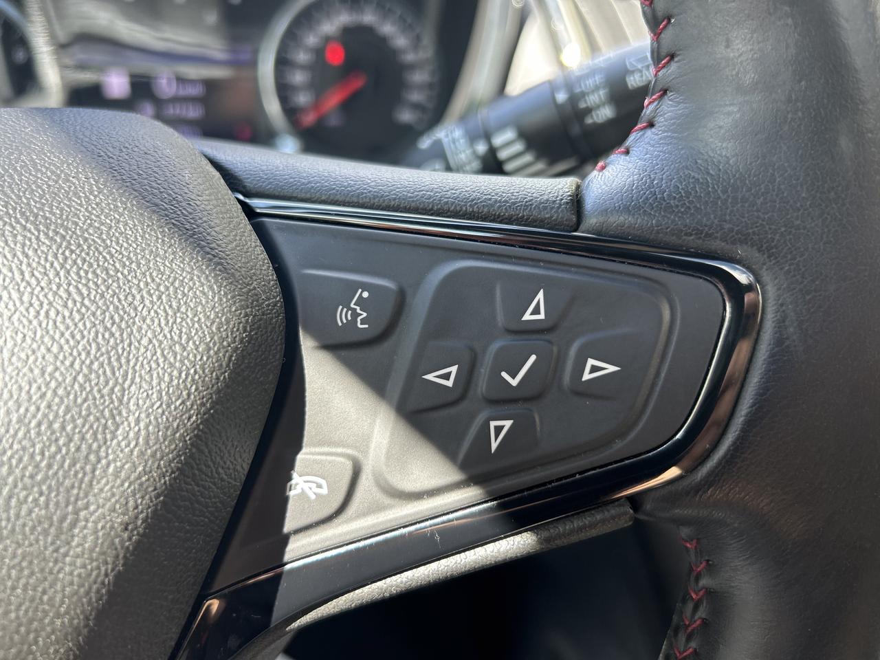 2022 Chevrolet Equinox RS, LOW KM'S, BOSE STEREO, 360 CAMERA & MORE!! Photo54