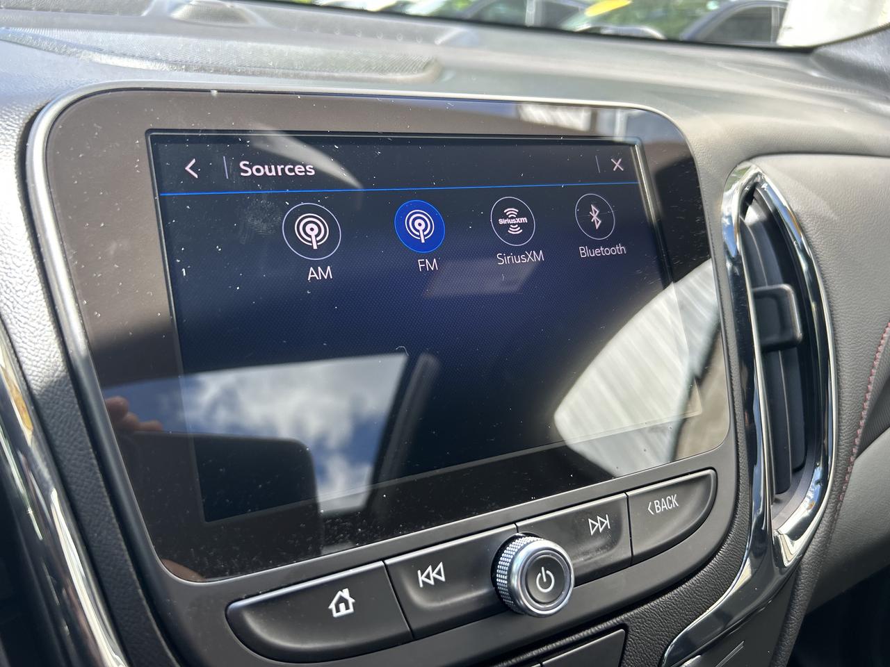 2022 Chevrolet Equinox RS, LOW KM'S, BOSE STEREO, 360 CAMERA & MORE!! - Photo #24