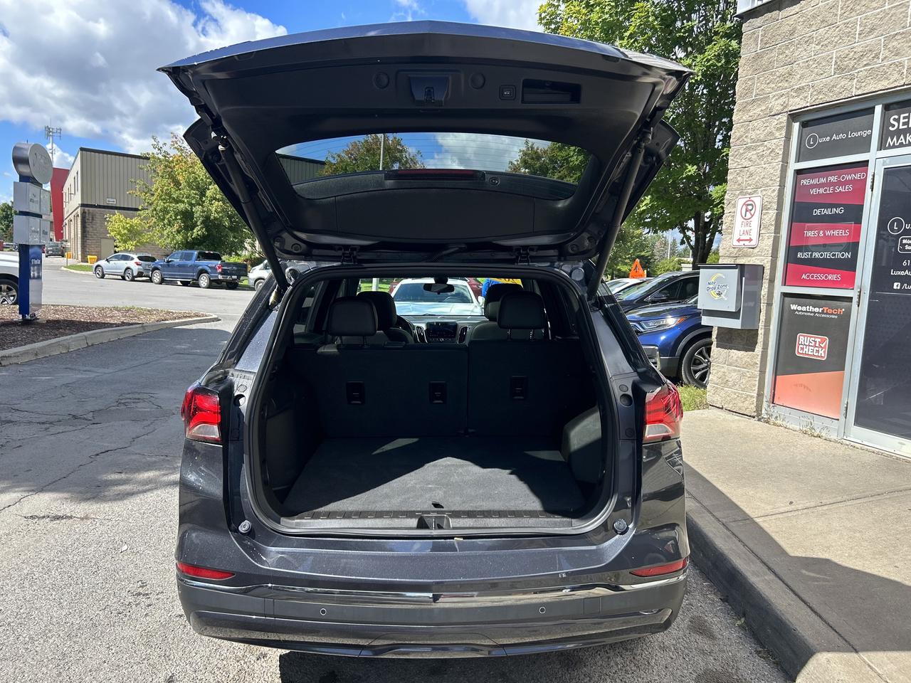 2022 Chevrolet Equinox RS, LOW KM'S, BOSE STEREO, 360 CAMERA & MORE!! Photo6