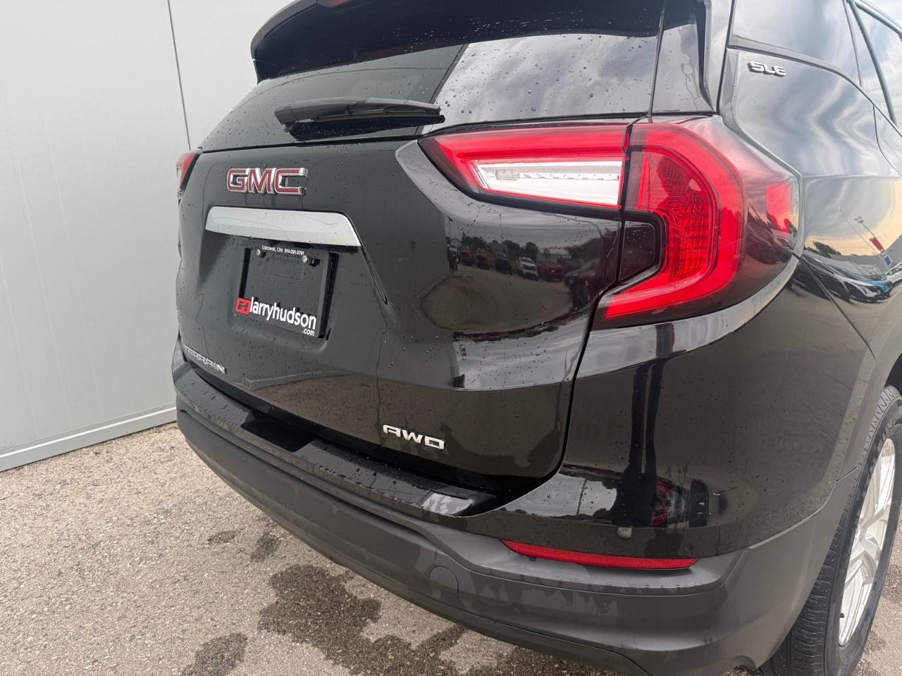 2024 GMC Terrain AWD SLE Photo