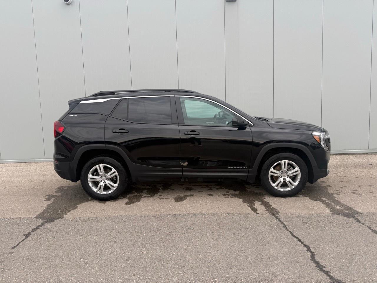 2024 GMC Terrain AWD SLE Photo