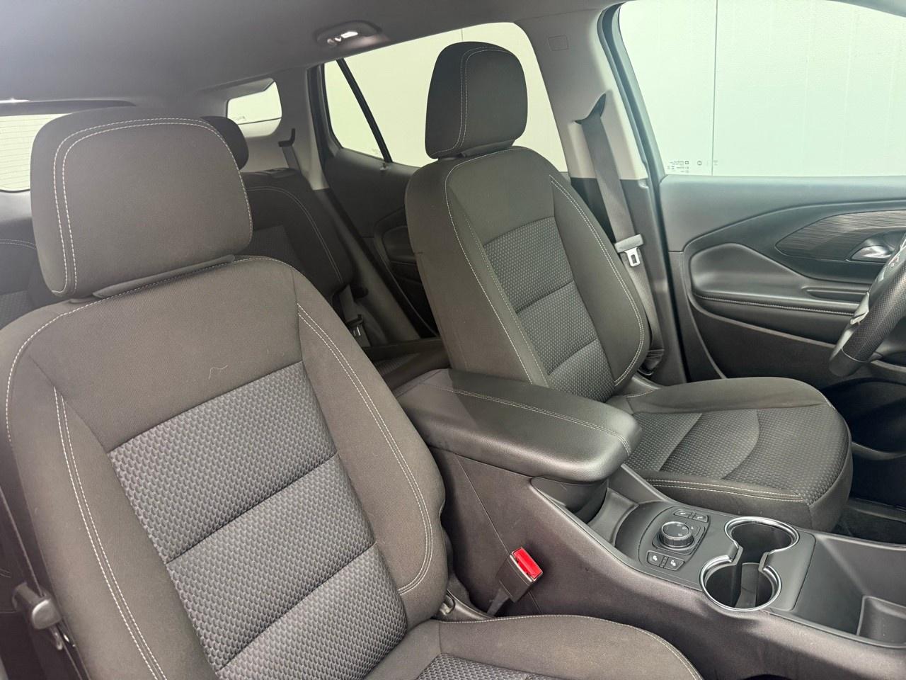 2024 GMC Terrain AWD SLE Photo