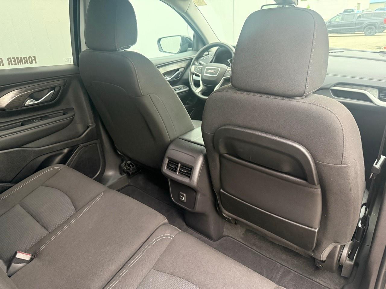 2024 GMC Terrain AWD SLE Photo