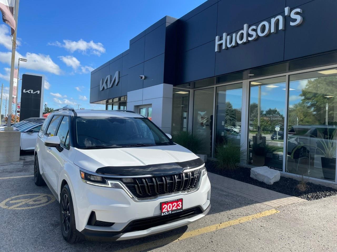 2023 Kia Carnival LX  FWD Photo5