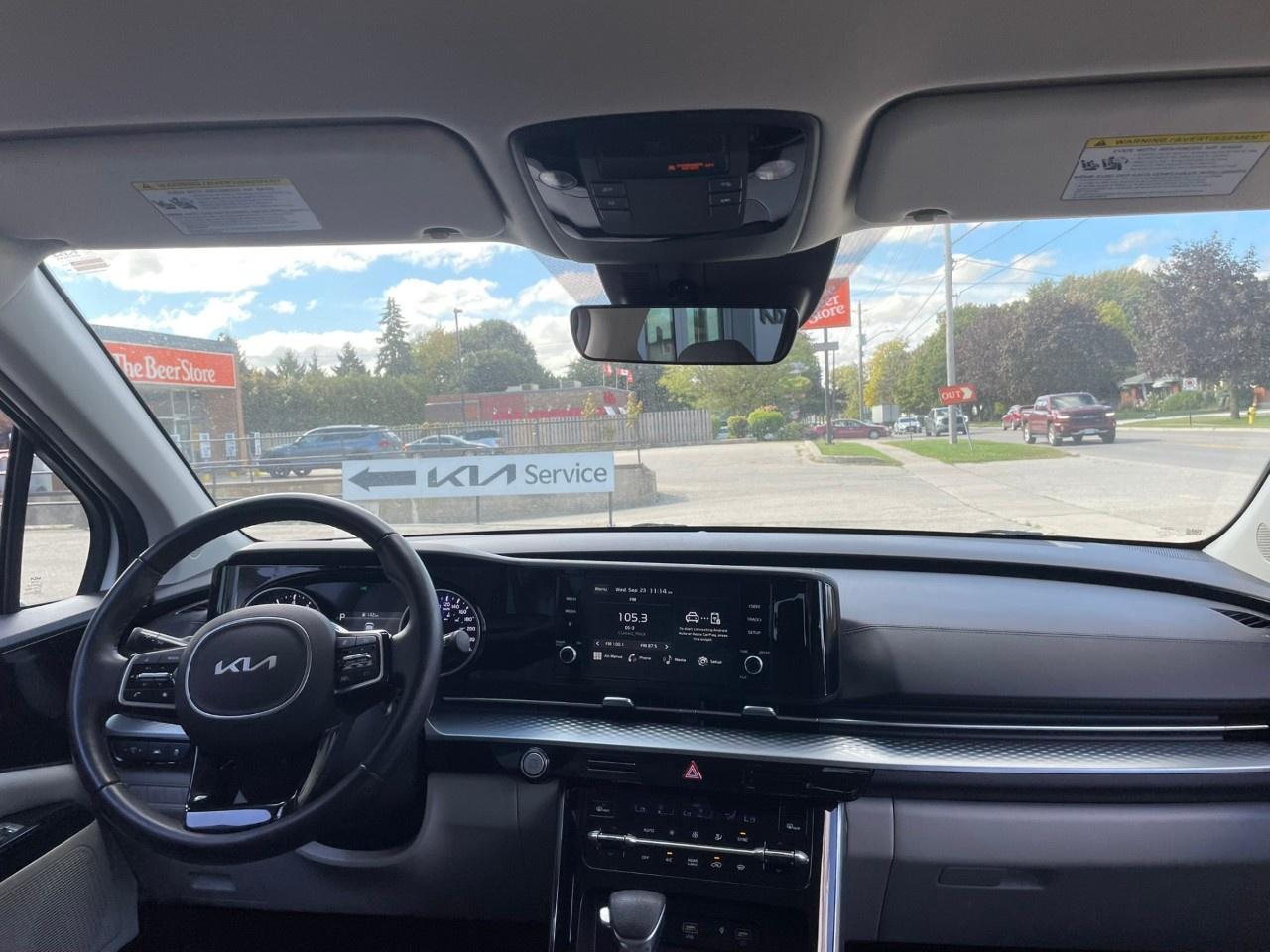2023 Kia Carnival LX  FWD Photo